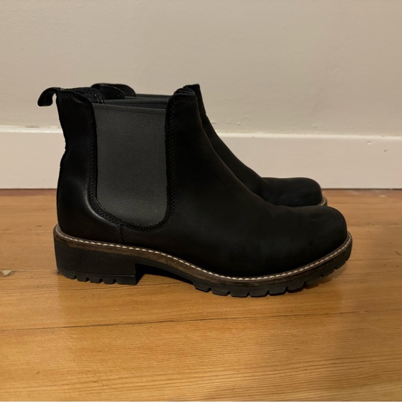 ECCO Elaine Chelsea Women's Ankle Boot - Picture 2 of 4